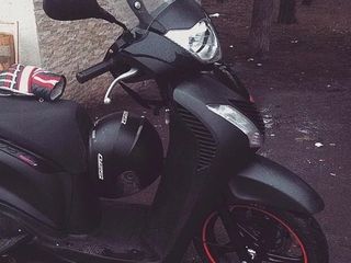 Honda SH150i foto 1