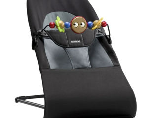 Balansoar BabyBjorn Balance Soft Black/ Grey, Bumbac cu bara de jucarii foto 1