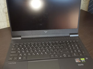 HP VICTUS 16 foto 2