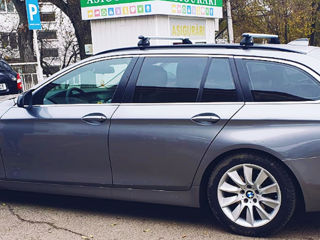 BMW 5 Series foto 2