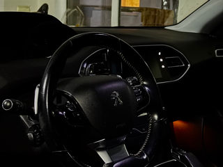 Peugeot 308 foto 3