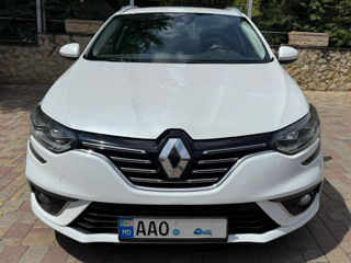 Renault Megane фото 1