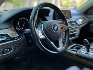 BMW 7 Series foto 9