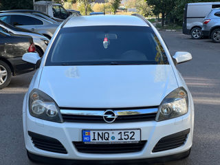 Opel Astra foto 2