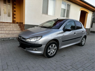 Peugeot 206 foto 2