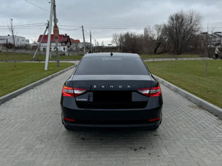 Skoda Superb foto 4