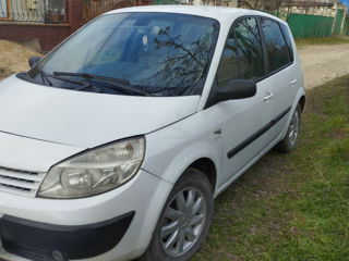 Renault Scenic foto 2