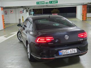 Volkswagen Passat foto 8