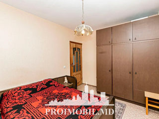 Apartament cu 4 camere, 82 m², Botanica, Chișinău foto 3