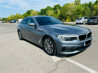 BMW 5 Series foto 8