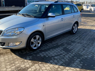 Skoda Fabia foto 2