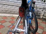 Vind bicicleta nou author totul shimano cu acesorii si un pret normal foto 3