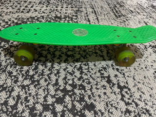 Vând skateboard ieftin!!! foto 1