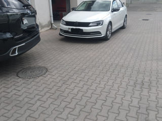 Volkswagen Jetta фото 3