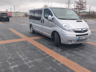 Opel Vivaro - 9 Locuri ! foto 4