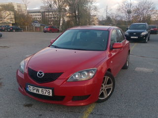 Mazda 3 foto 1