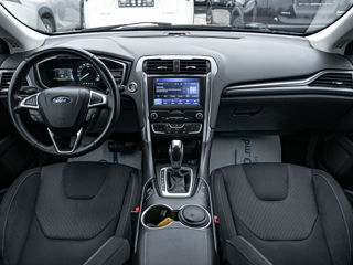 Ford Mondeo foto 6