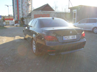 BMW 5 Series foto 4