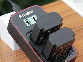 Kingma  Np-fz100 1 аккумулятор+двойное зарядное устройство