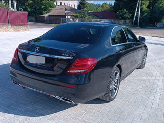 Mercedes E-Class foto 3