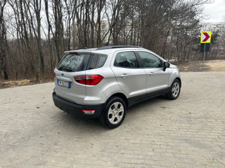 Ford EcoSport foto 2