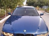 BMW 5 Series foto 3