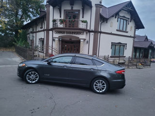 Ford Fusion foto 6