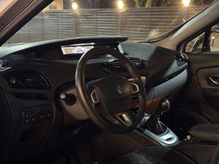 Renault Grand Scenic foto 7