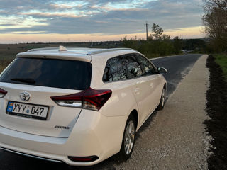 Toyota Auris foto 5