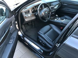 BMW 7 Series foto 4