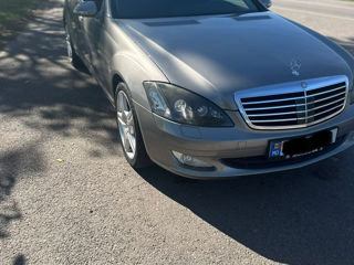 Mercedes S-Class foto 2