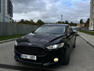 Ford Mondeo foto 1