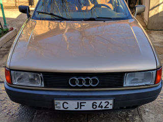 Audi 80