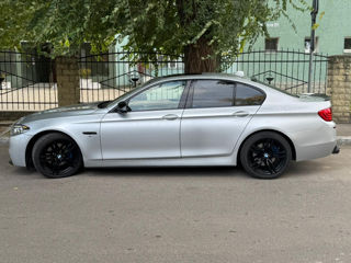 BMW 5 Series foto 5