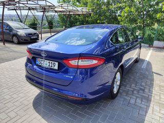 Ford Mondeo foto 7