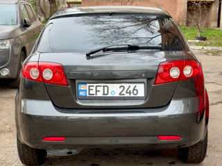 Chevrolet Lacetti foto 4