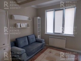 Apartament cu 2 camere, 80 m², Centru, Chișinău foto 5