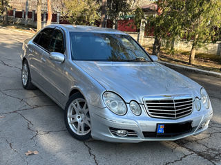 Mercedes E-Class foto 3