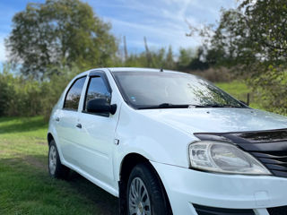 Dacia Logan foto 2