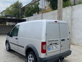 Ford Transit Connect foto 2