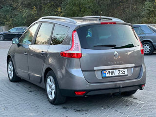 Renault Grand Scenic foto 6