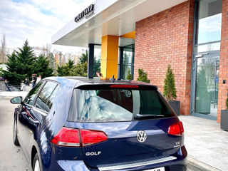 Volkswagen Golf foto 2