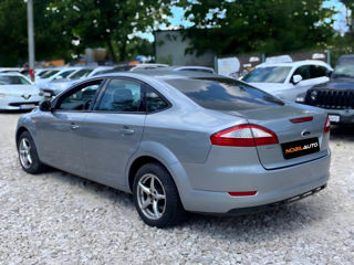 Ford Mondeo foto 4