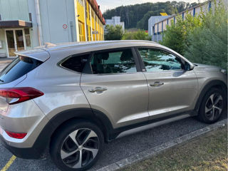 Hyundai Tucson foto 2