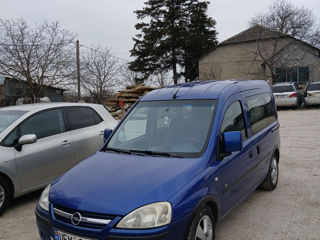 Opel Combo foto 2