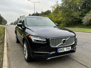 Volvo XC90 foto 1