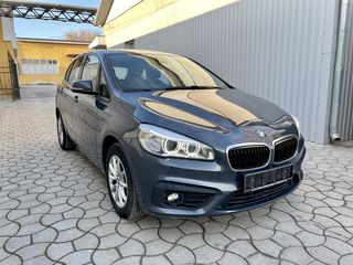 BMW 2 Series foto 2