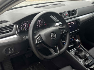 Skoda Superb foto 8