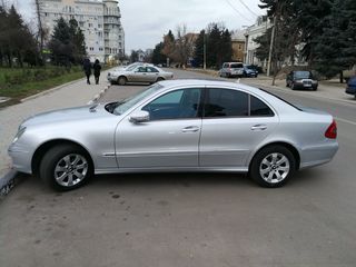 Mercedes E Class foto 1