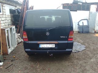 Mercedes Vito foto 2